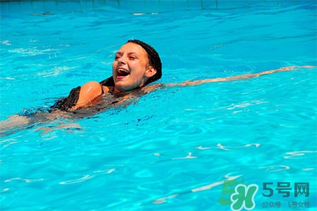 冬泳能減肥嗎？冬泳減肥有訣竅