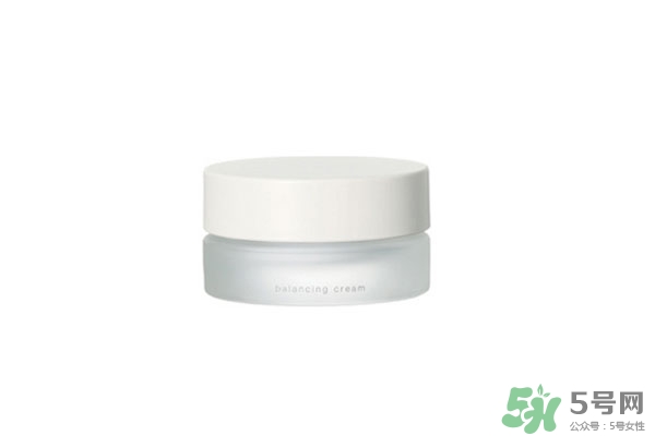 three是什么牌子？three是什么檔次？