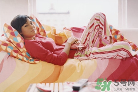 熱水袋摸上去不燙為何會(huì)燙傷人？不是人人都適合熱水袋