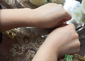 赫蓮娜綠寶瓶眼霜怎么用?赫蓮娜綠寶瓶眼霜使用方法 赫蓮娜綠寶瓶眼霜怎么用?赫蓮娜綠寶瓶眼霜使用方法