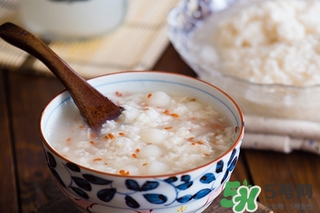 米酒變酸是怎么回事？米酒酸了應(yīng)該怎么辦？