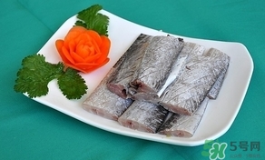 帶魚上的白色要去掉嗎？帶魚上的白色能吃嗎？