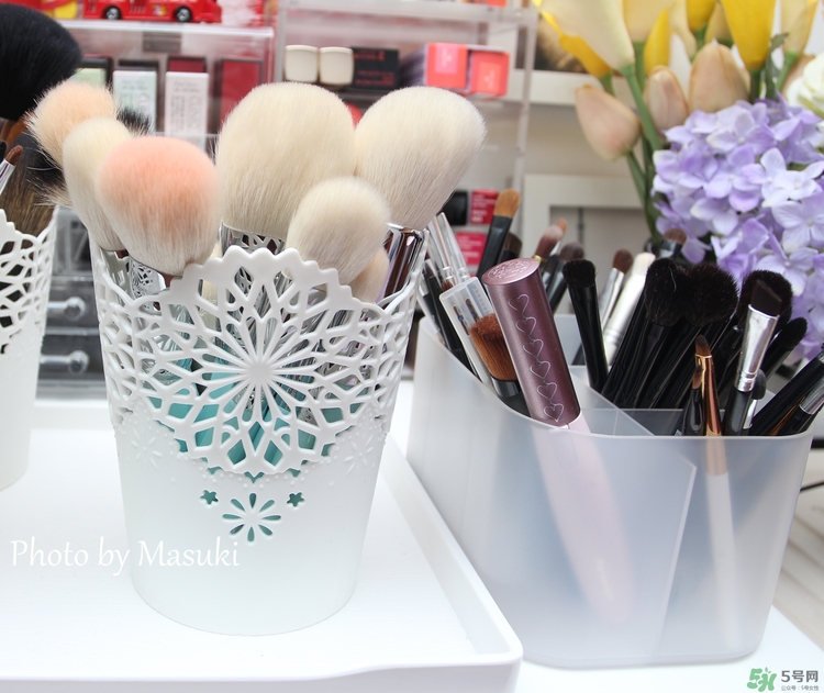 怎么整理收納自己的化妝品?化妝品收納技巧 怎么整理收納自己的化妝品?化妝品收納技巧