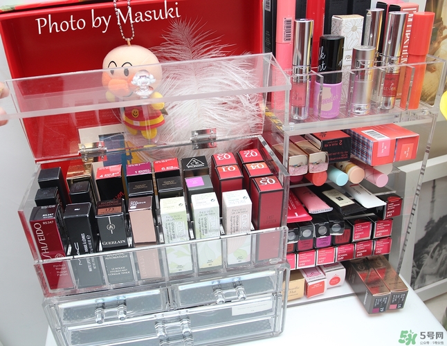 怎么整理收納自己的化妝品?化妝品收納技巧 怎么整理收納自己的化妝品?化妝品收納技巧