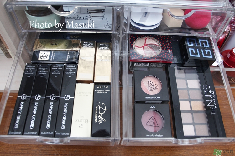 怎么整理收納自己的化妝品?化妝品收納技巧 怎么整理收納自己的化妝品?化妝品收納技巧