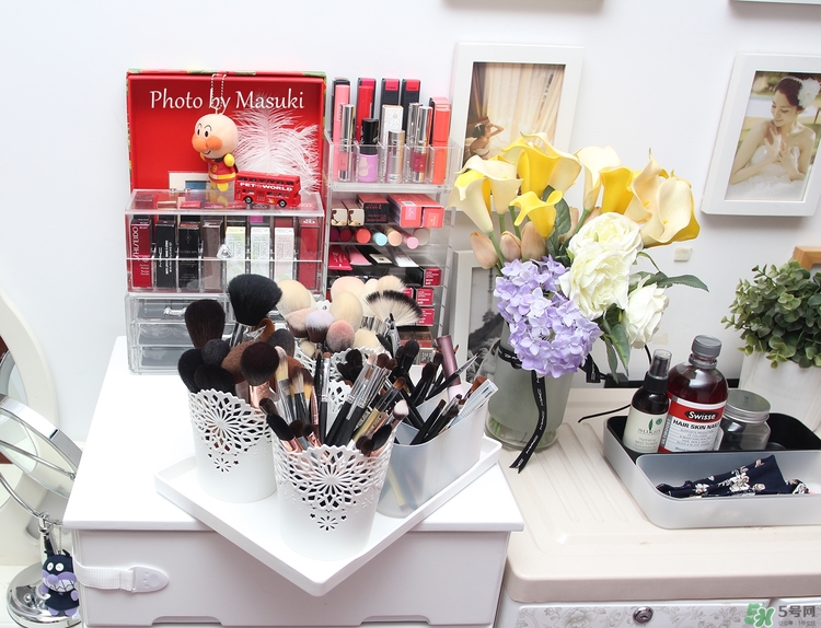 怎么整理收納自己的化妝品?化妝品收納技巧 怎么整理收納自己的化妝品?化妝品收納技巧