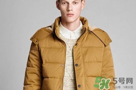 冬天穿棉襖暖和嗎？棉服冬天穿保暖嗎？