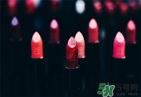 紀(jì)梵希2017春夏限量唇膏色號(hào) 紀(jì)梵希2017春夏限定唇膏試色 紀(jì)梵希2017春夏限量唇膏色號(hào) 紀(jì)梵希2017春夏限定唇膏試色