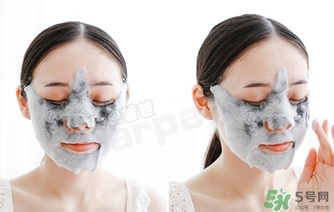 春雨碳酸泡泡面膜敷多久？春雨碳酸泡泡面膜要洗嗎？