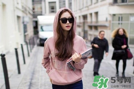 衛(wèi)衣需要經(jīng)常洗嗎？衛(wèi)衣多久洗一次？