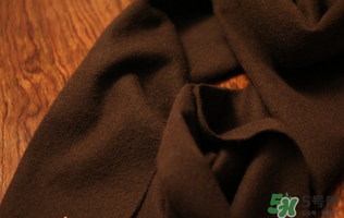 ysl圍巾哪個(gè)顏色好看？圣羅蘭圍巾好不好？