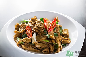 面筋的營養(yǎng)價(jià)值 面筋的功效與作用 面筋的營養(yǎng)價(jià)值 面筋的功效與作用