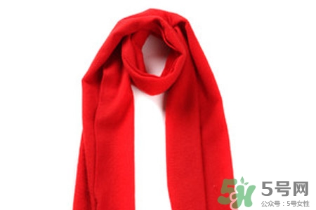 羊絨圍巾怎么清洗？羊絨圍巾的洗滌方法