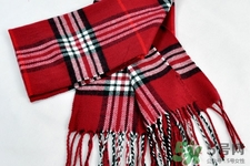 羊絨圍巾怎么圍好看？冬天羊絨圍巾的各種圍法