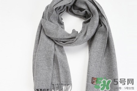 羊絨圍巾怎么保養(yǎng)？羊絨圍巾在家如何保養(yǎng)？