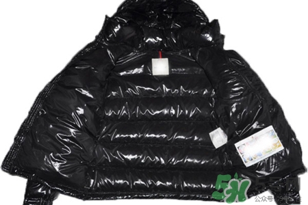 羽絨服被壓皺了怎么辦？羽絨服被壓皺了怎么恢復(fù)？