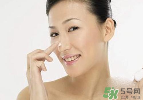 綿羊油可以搽臉嗎？綿羊油可不可以搽臉？