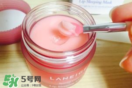 蘭芝唇膜怎么清洗？蘭芝唇膜需要用卸妝水清洗嗎？