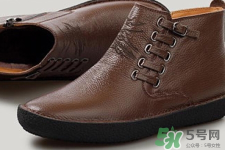 冬天可以穿皮鞋嗎？冬天能穿皮鞋嗎？