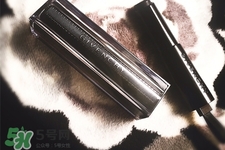 紀梵希新禁忌之吻唇膏有幾個顏色？紀梵希禁忌之吻唇膏新舊區(qū)別