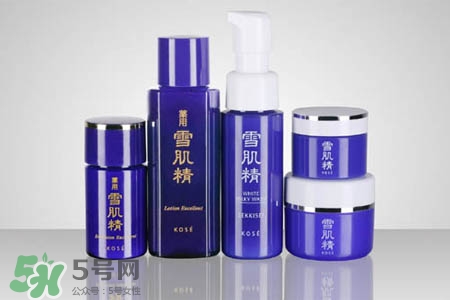 雪肌精和倩碧哪個好？雪肌精化妝水可以搭配倩碧黃油嗎？