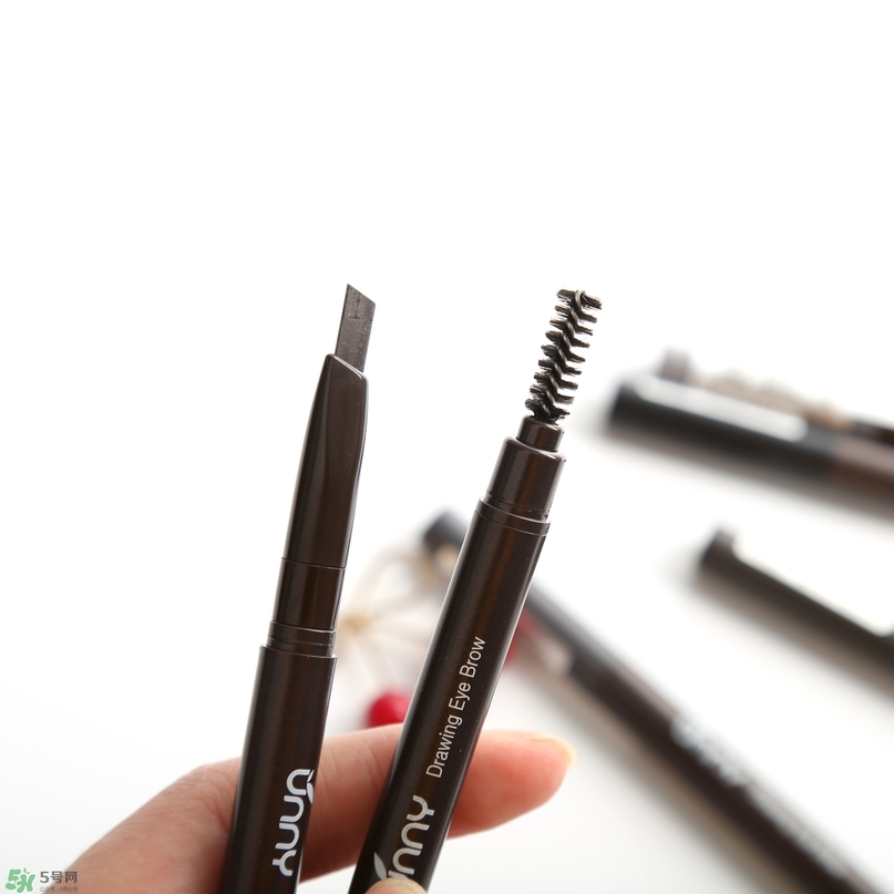 Unny眉筆怎么樣？Unny眉筆試色色號