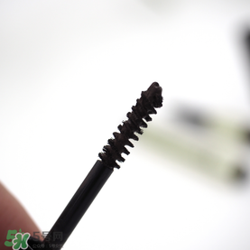 mistine3d三合一眉筆怎么用？mistine3d眉筆使用方法