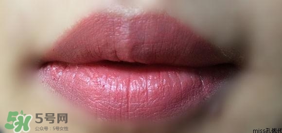 紀梵希細管和粗管區(qū)別 紀梵希粗管細管哪個好 紀梵希細管和粗管區(qū)別 紀梵希粗管細管哪個好