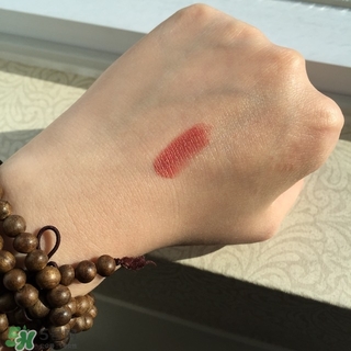 紀(jì)梵希小羊皮什么味道？紀(jì)梵希小羊皮有味道怎么辦？