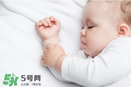 產(chǎn)后胸部下垂什么原因？產(chǎn)后胸部下垂怎么辦？