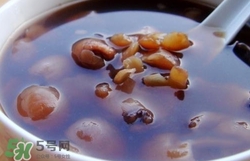 四紅補(bǔ)血粥的營(yíng)養(yǎng)價(jià)值 四紅補(bǔ)血粥的功效與作用及食用方法 四紅補(bǔ)血粥的營(yíng)養(yǎng)價(jià)值 四紅補(bǔ)血粥的功效與作用及食用方法