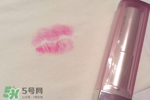 輕唇膏是什么？輕唇膏和唇膏的區(qū)別