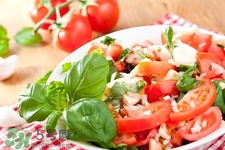 冬天可以吃涼拌西紅柿嗎？有些人不宜吃涼拌西紅柿