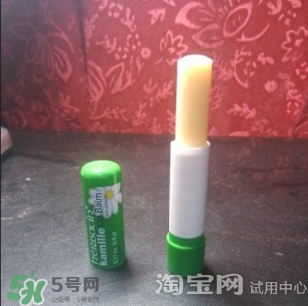 小甘菊唇膏小孩能用嗎？herbacin賀本清小甘菊唇膏小孩可以用嗎？