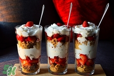 雙皮奶是酸奶嗎?雙皮奶和酸奶的區(qū)別 雙皮奶是酸奶嗎?雙皮奶和酸奶的區(qū)別