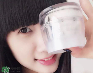 素顏霜會(huì)脫妝嗎？素顏霜會(huì)不會(huì)脫妝？