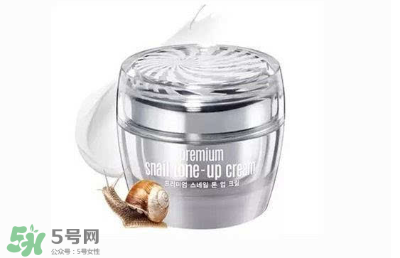 素顏霜會(huì)悶痘嗎？用素顏霜會(huì)長痘嗎？