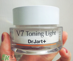 素顏霜會過敏嗎？素顏霜過敏可以用嗎？