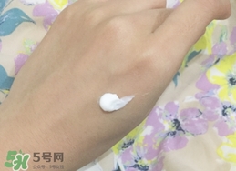 依泉是哪個國家的牌子？uriage依泉是什么牌子檔次？