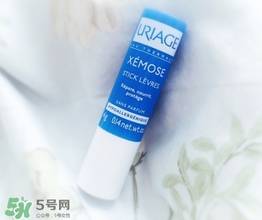 依泉和dhc唇膏哪個好？依泉唇膏和dhc唇膏哪個好？