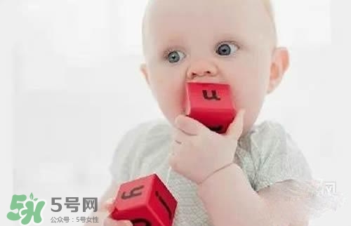 寶寶喜歡撞頭是怎么回事？寶寶喜歡撞頭怎么辦？