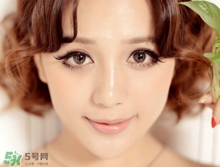 鼻翼兩側(cè)長粉刺是什么原因?鼻翼兩側(cè)長粉刺怎么辦? 鼻翼兩側(cè)長粉刺是什么原因?鼻翼兩側(cè)長粉刺怎么辦?