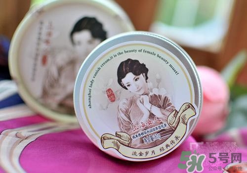 雪花膏適合油性皮膚嗎？油性皮膚可以用雪花膏嗎？