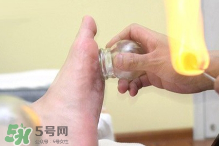 冬天拔火罐能減肥嗎？拔火罐什么季節(jié)減肥效果最好？