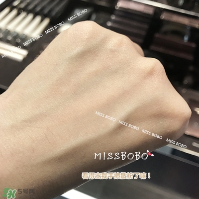 laura羅拉散粉分色號(hào)嗎？羅拉散粉試色