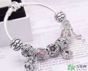 潘多拉手鐲怎么打開？潘多拉手鐲怎么帶？