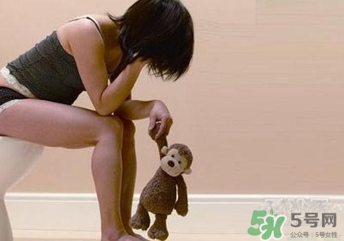 巴豆可以治療便秘嗎？便秘可以吃巴豆嗎？