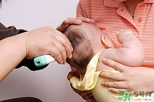 胎毛一定要剃掉嗎?胎毛會自己掉嗎? 胎毛一定要剃掉嗎?胎毛會自己掉嗎?