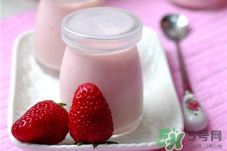 母乳可以做酸奶嗎？母乳也能制酸奶嗎？