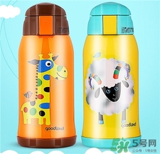 杯具熊和熊本士哪個(gè)好?杯具熊和熊本士的區(qū)別 杯具熊和熊本士哪個(gè)好?杯具熊和熊本士的區(qū)別